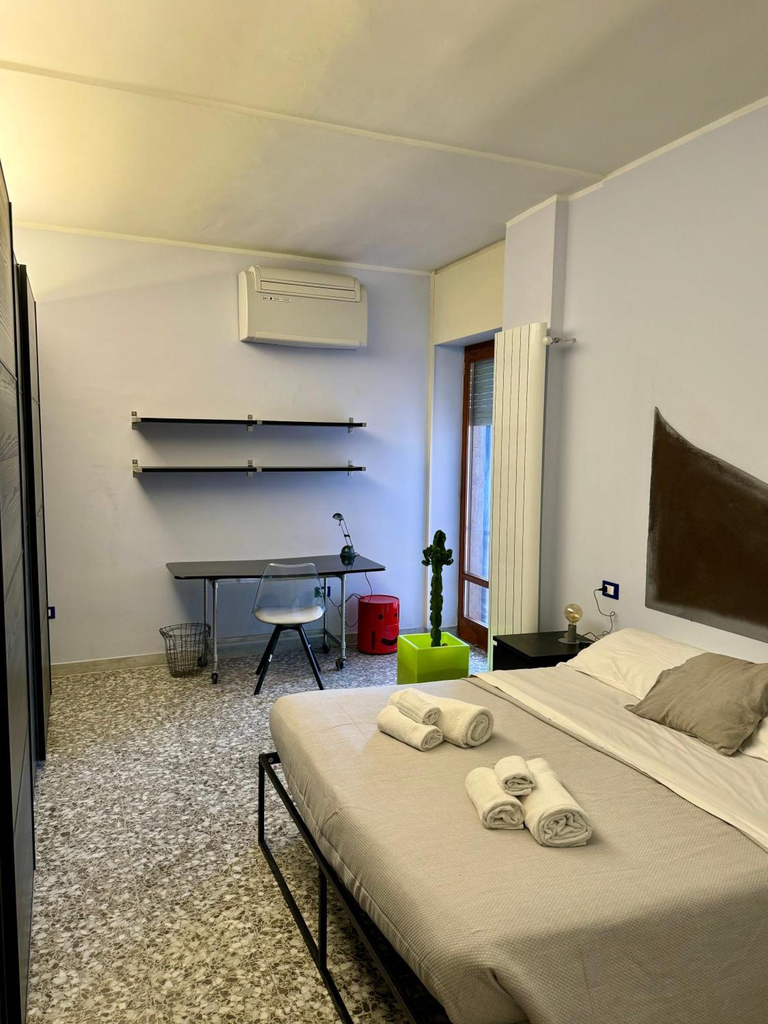 4 Balconi House- Appartamento Moderno A Lecce Dış mekan fotoğraf