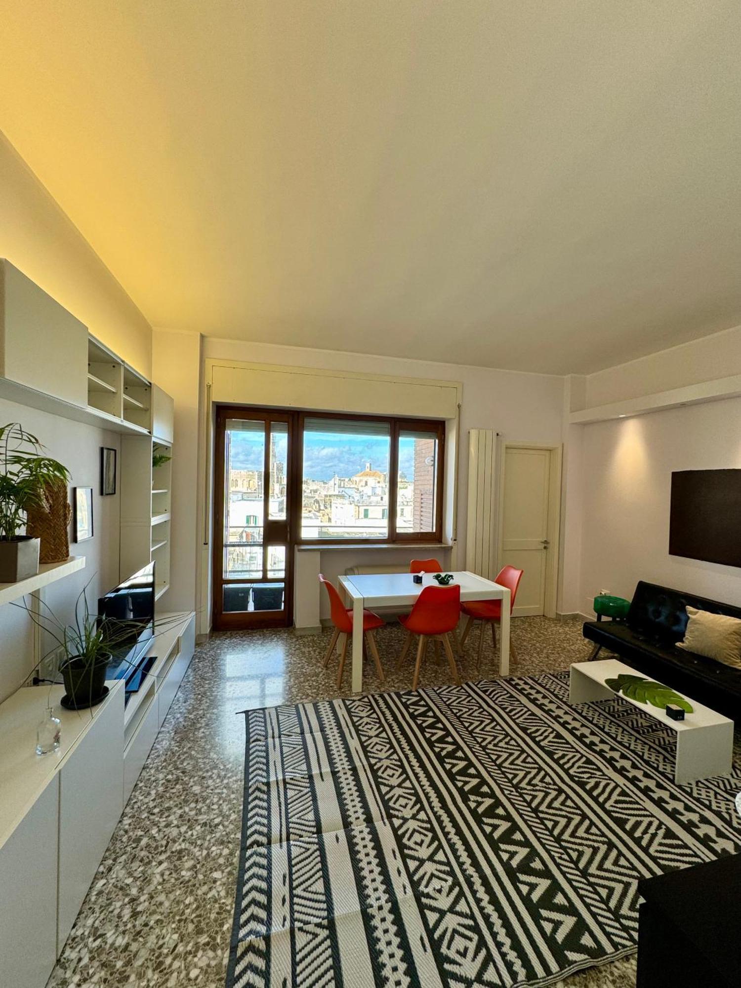 4 Balconi House- Appartamento Moderno A Lecce Dış mekan fotoğraf