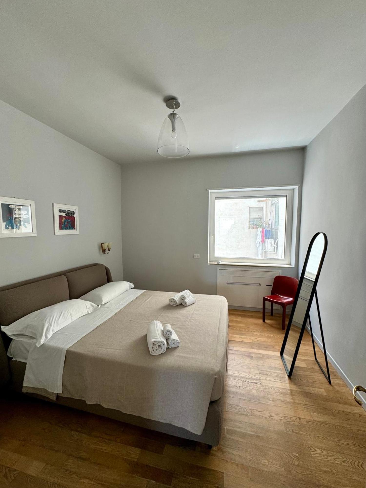 4 Balconi House- Appartamento Moderno A Lecce Dış mekan fotoğraf